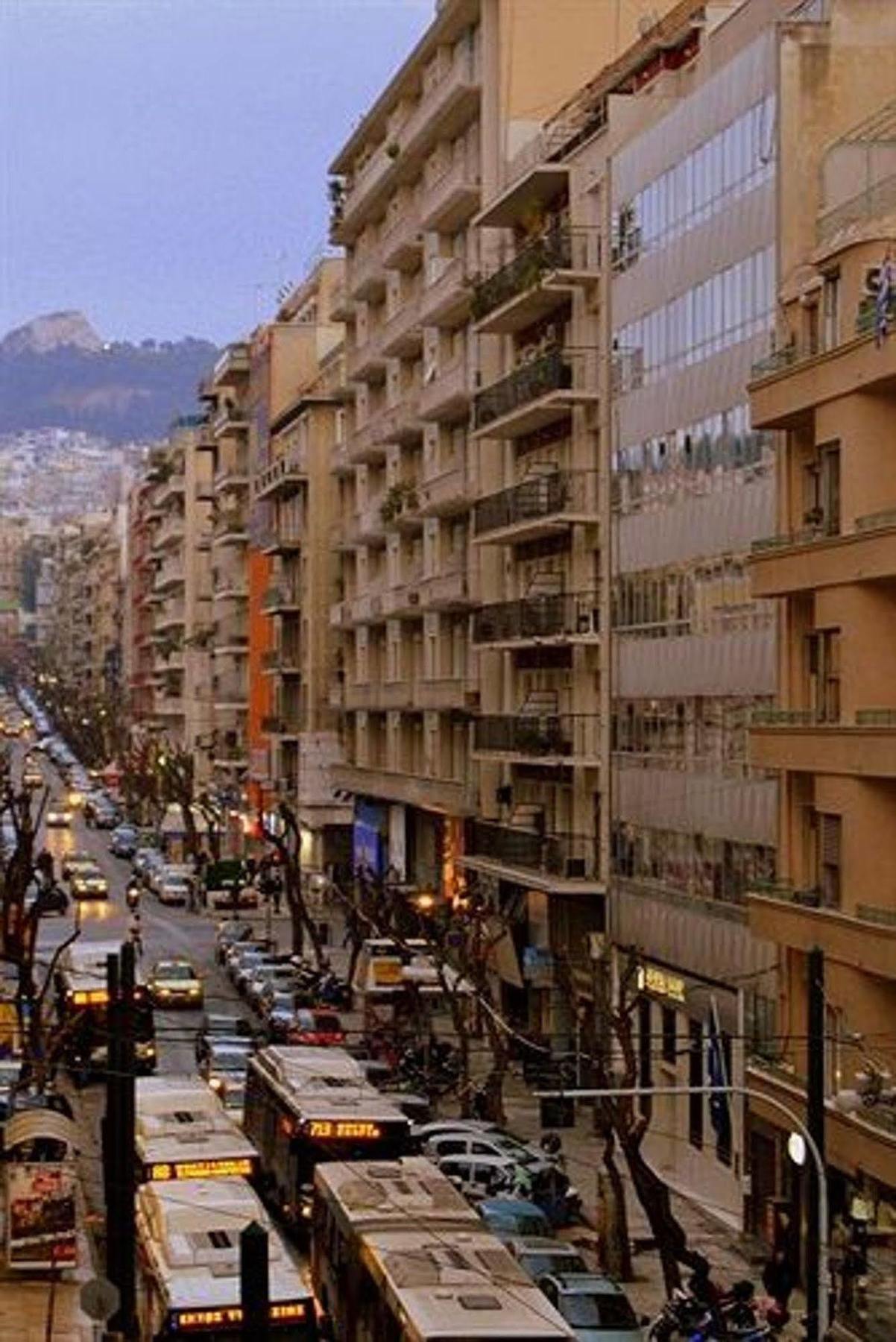 Athens Moka Hotel Bagian luar foto
