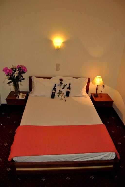 Athens Moka Hotel Bagian luar foto